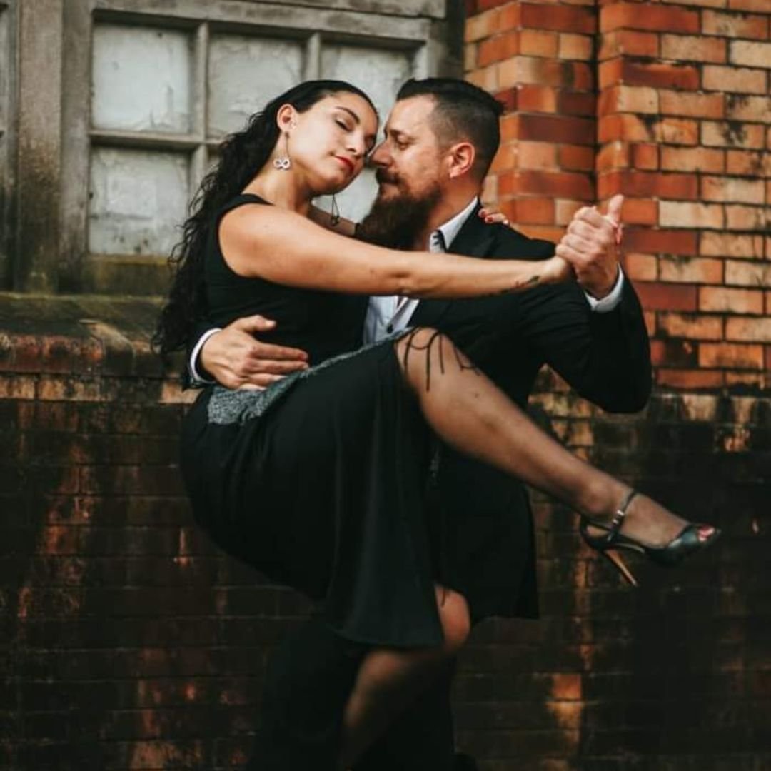 Anita Escobar y Adrián Luppi